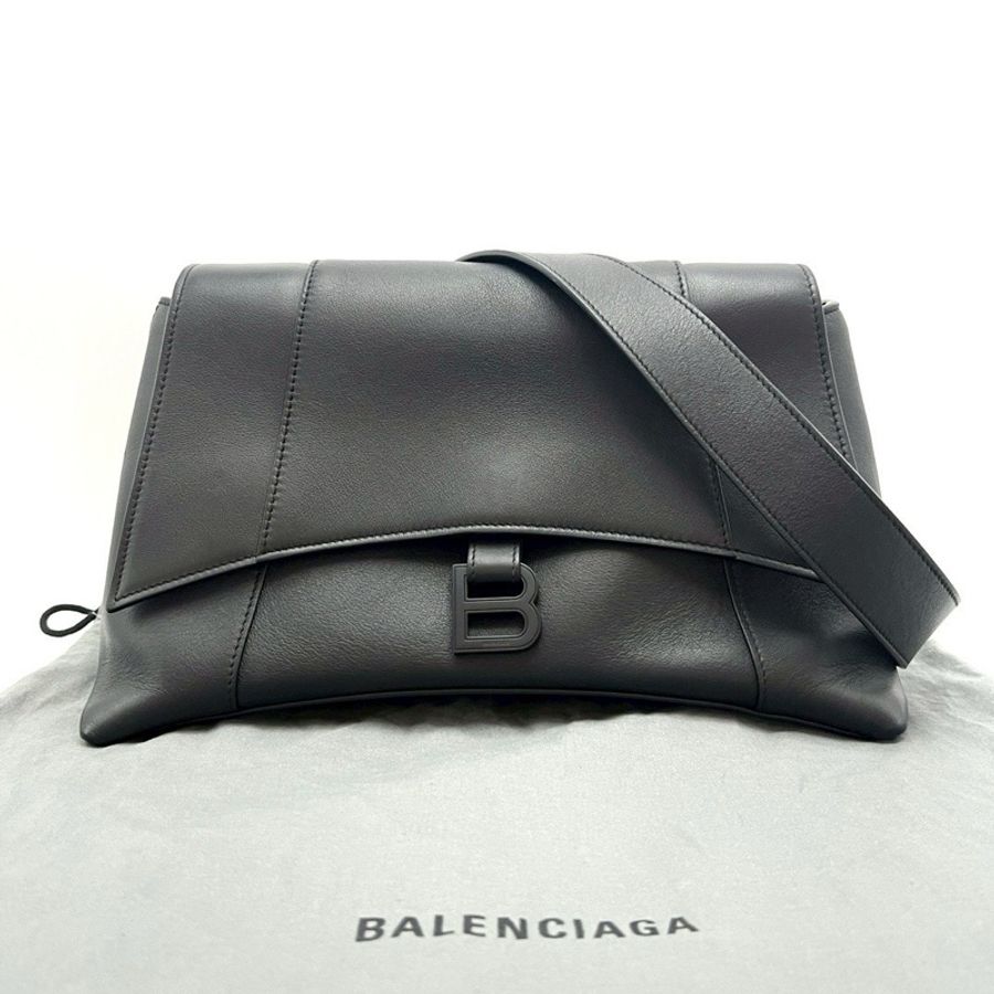 帥度爆表🕶️Balenciaga全黑downtown單肩斜挎沙漏包-8