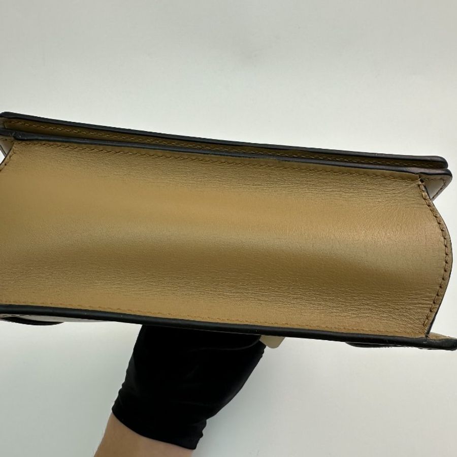 LOEWE 巴塞隆納系列斜背包-4
