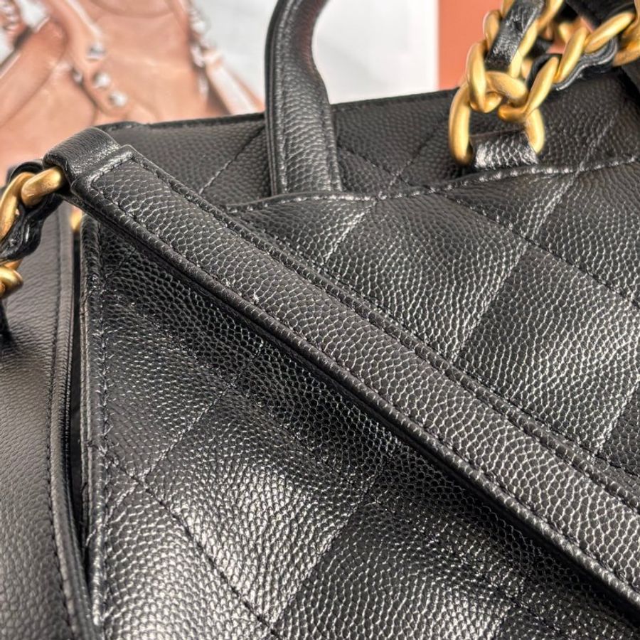 ::CHANEL:: 香奈兒 AS5600 黑色荔枝牛皮復古金雙C束口後背包 25中型背包-22