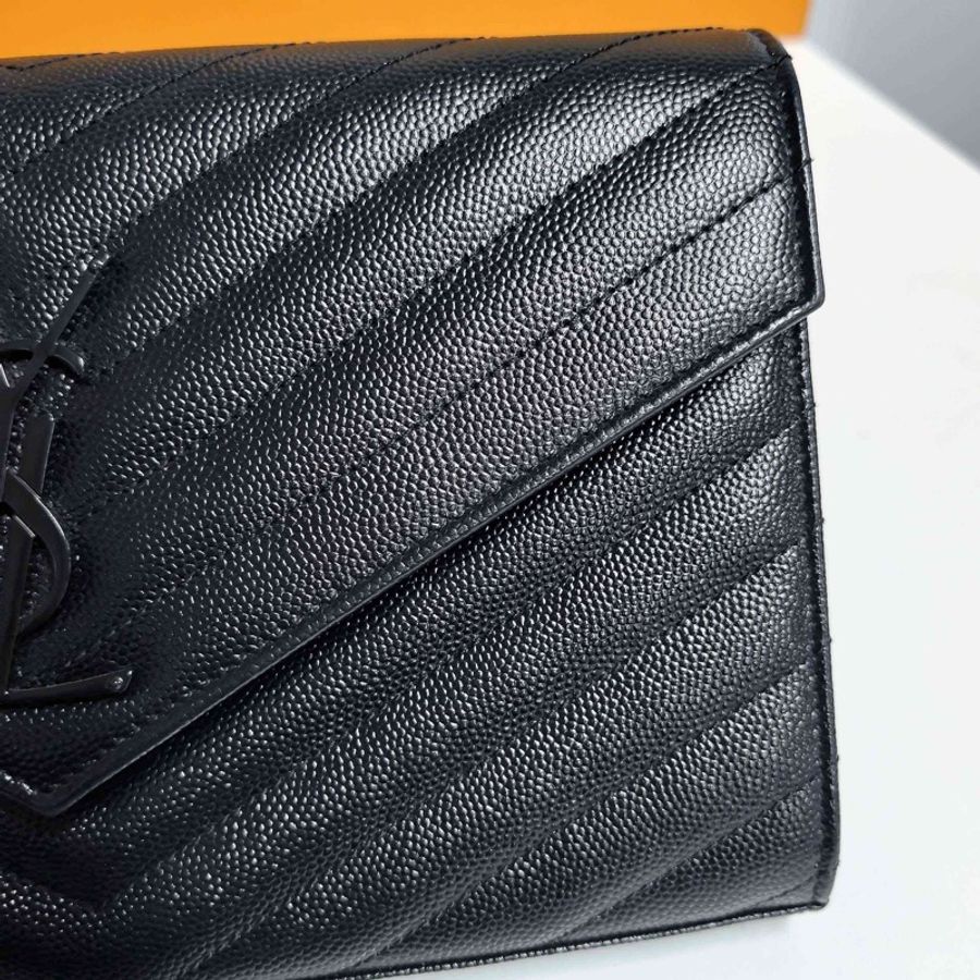 YSL so black魚子醬牛皮 鏈條信封包 約22cm-20