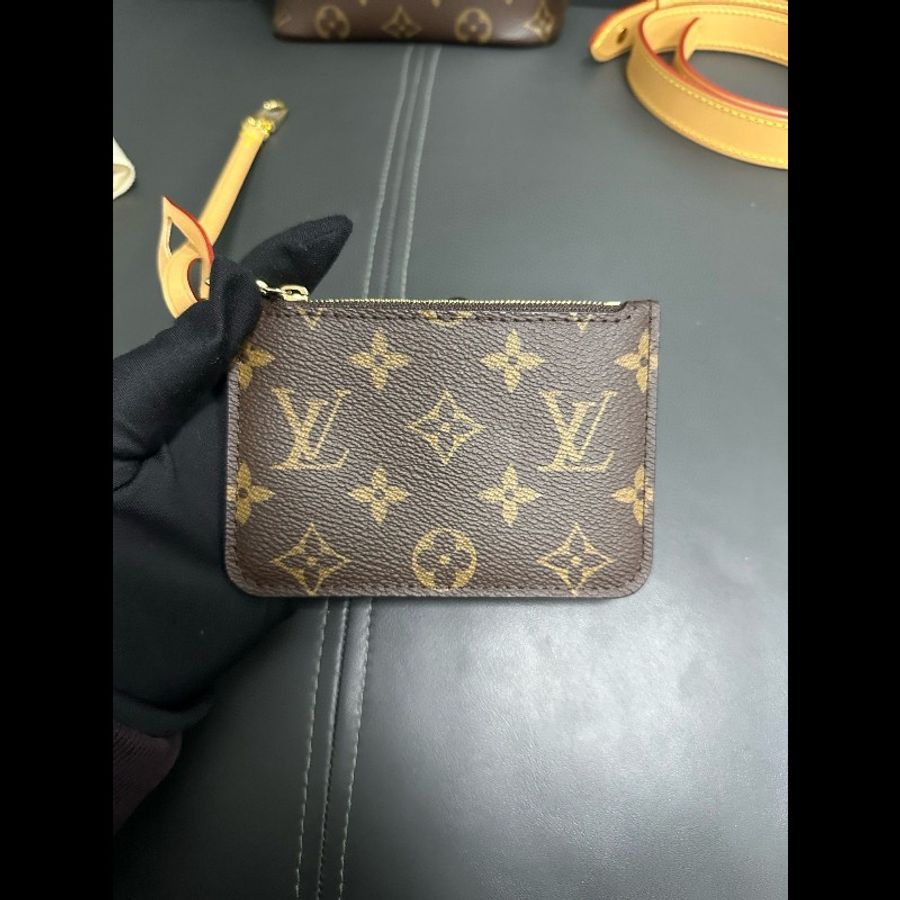 LV All in bb-15