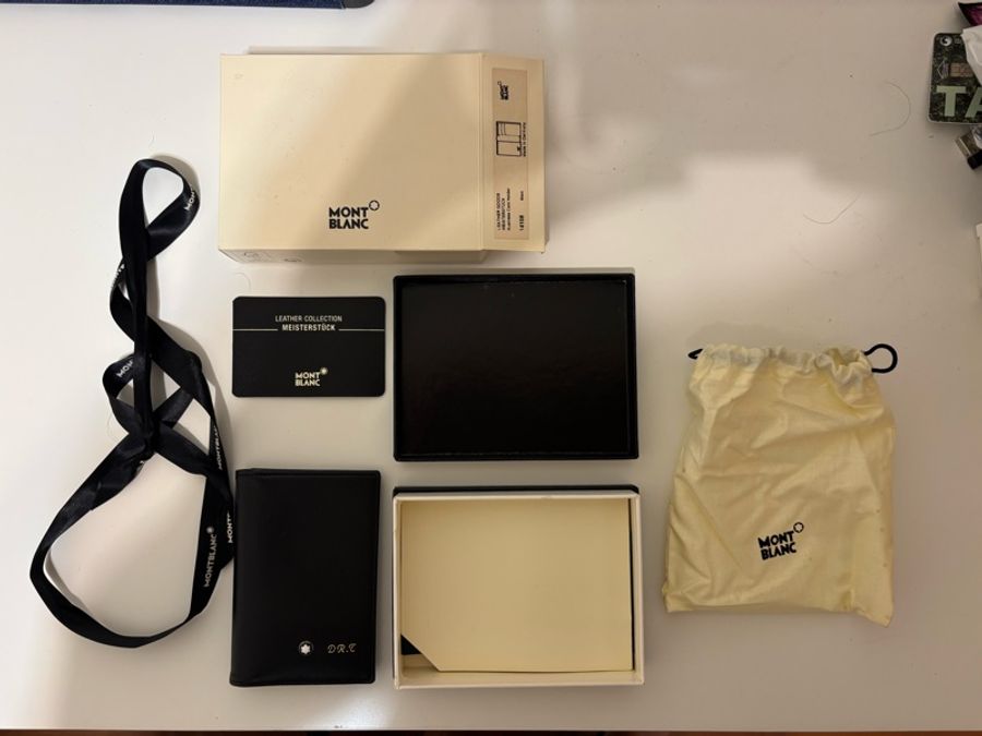 MONTBLANC 萬寶龍德國 MB 經典小牛皮名片夾 14108德國 MB名牌 知名百年品牌-0