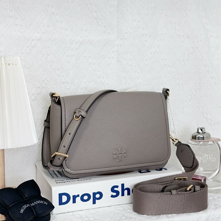 Tory Burch｜TB 雙背帶 浮雕郵差包-1