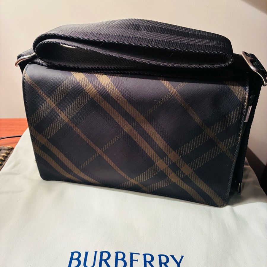 BURBERRY Trench斜背包-0