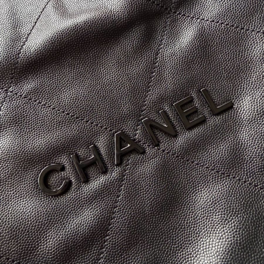 CHANEL 22包/22bag 小型 黑金黑字荔枝皮芯片款-11