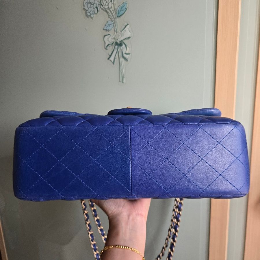 Chanel 經典 Jumbo 30cm 寶石藍 淡金釦 小羊皮-9