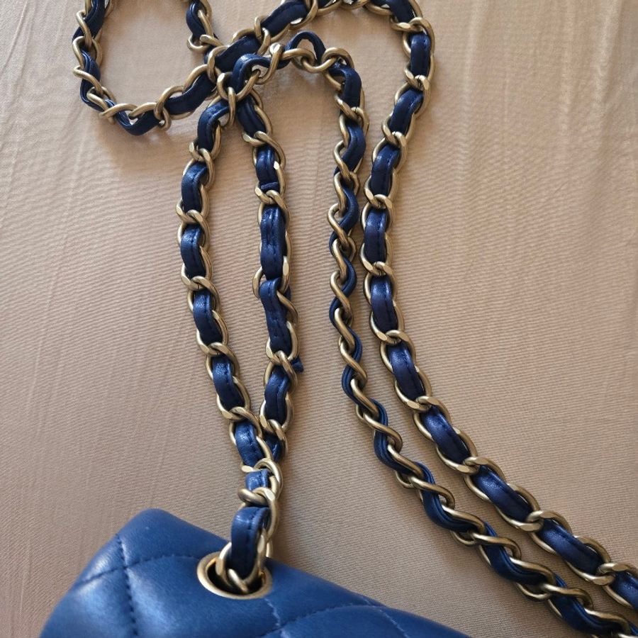 Chanel 經典 Jumbo 30cm 寶石藍 淡金釦 小羊皮-12