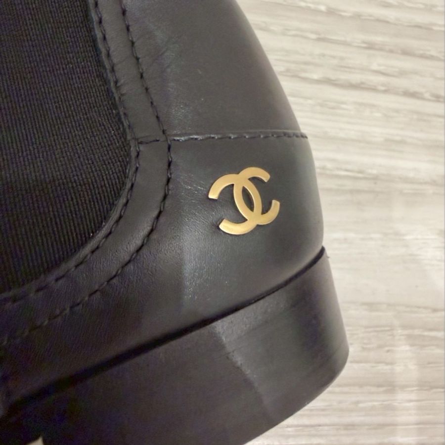 CHANEL 黑色小金Logo短靴 36號-8