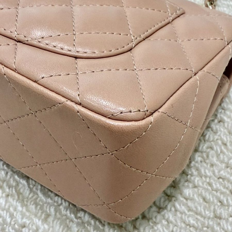 CHANEL - 奶茶色羊皮金釦CF 20cm COCO-8