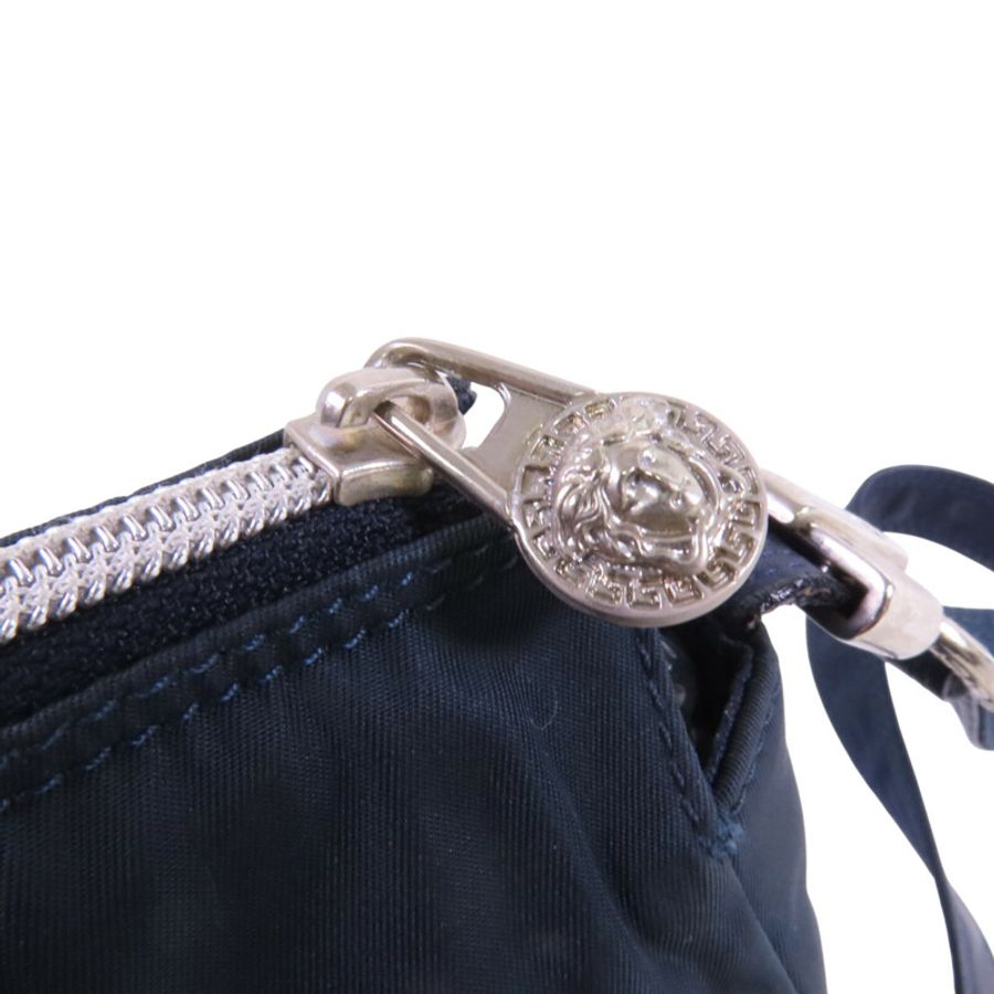 VERSACE 尼龍Shoulder Bag銀扣肩背袋-8