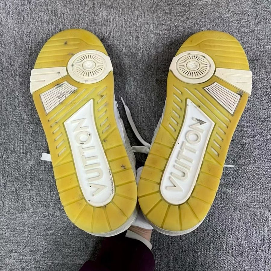 【louis vuitton】最新款白色牛皮白水泥Size:9.5-13