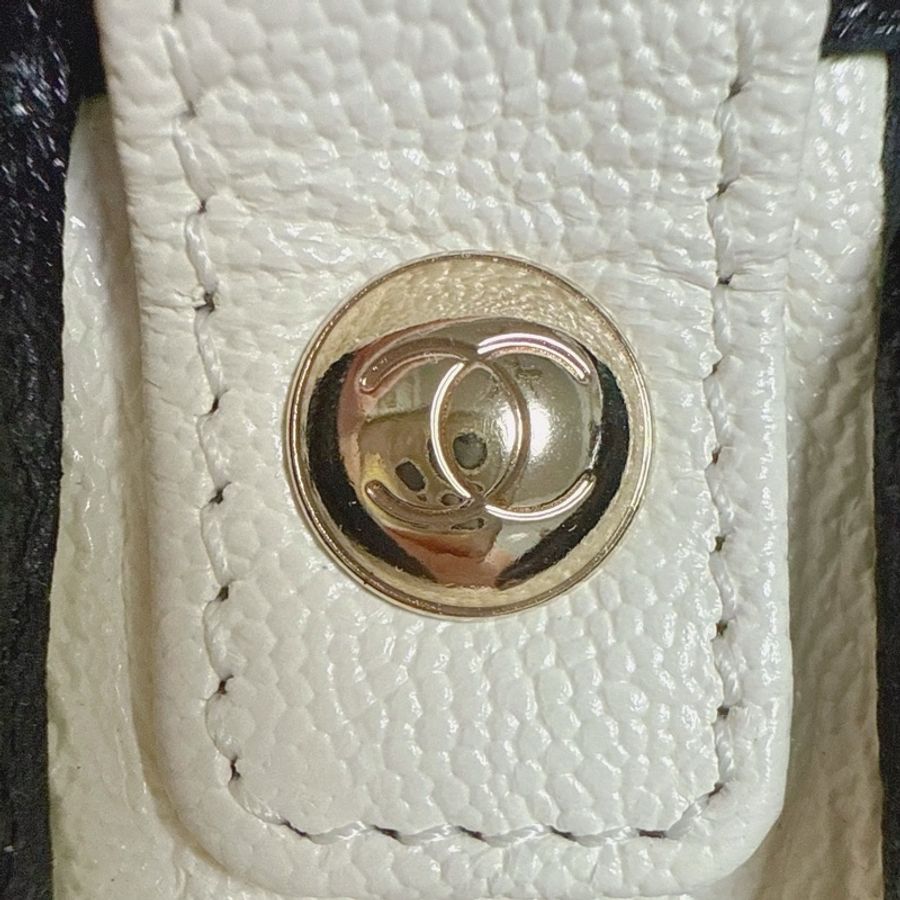 絕版品❤️氣質千金，溫柔奶油白❤️全新31開Chanel香奈兒21s半月郵差包 白色斜背鍊包 熊貓配色 鏈條包 馬鞍包 白雪公主-21