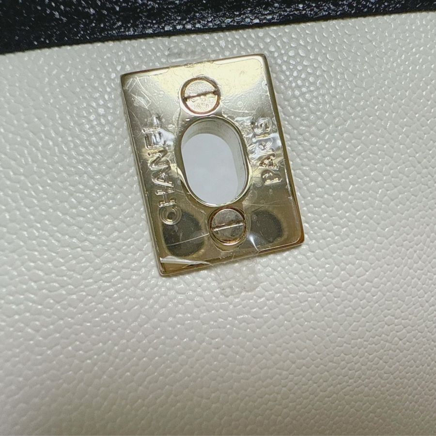 絕版品❤️氣質千金，溫柔奶油白❤️全新31開Chanel香奈兒21s半月郵差包 白色斜背鍊包 熊貓配色 鏈條包 馬鞍包 白雪公主-22