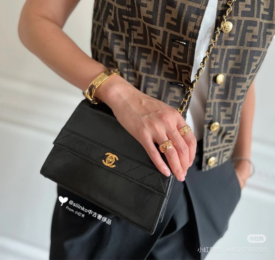 Chanel 香奈兒 Vintage trapezoid 梯型 黑金 雕花鍊 斜背包 肩背包 側背包 鍊條包-12