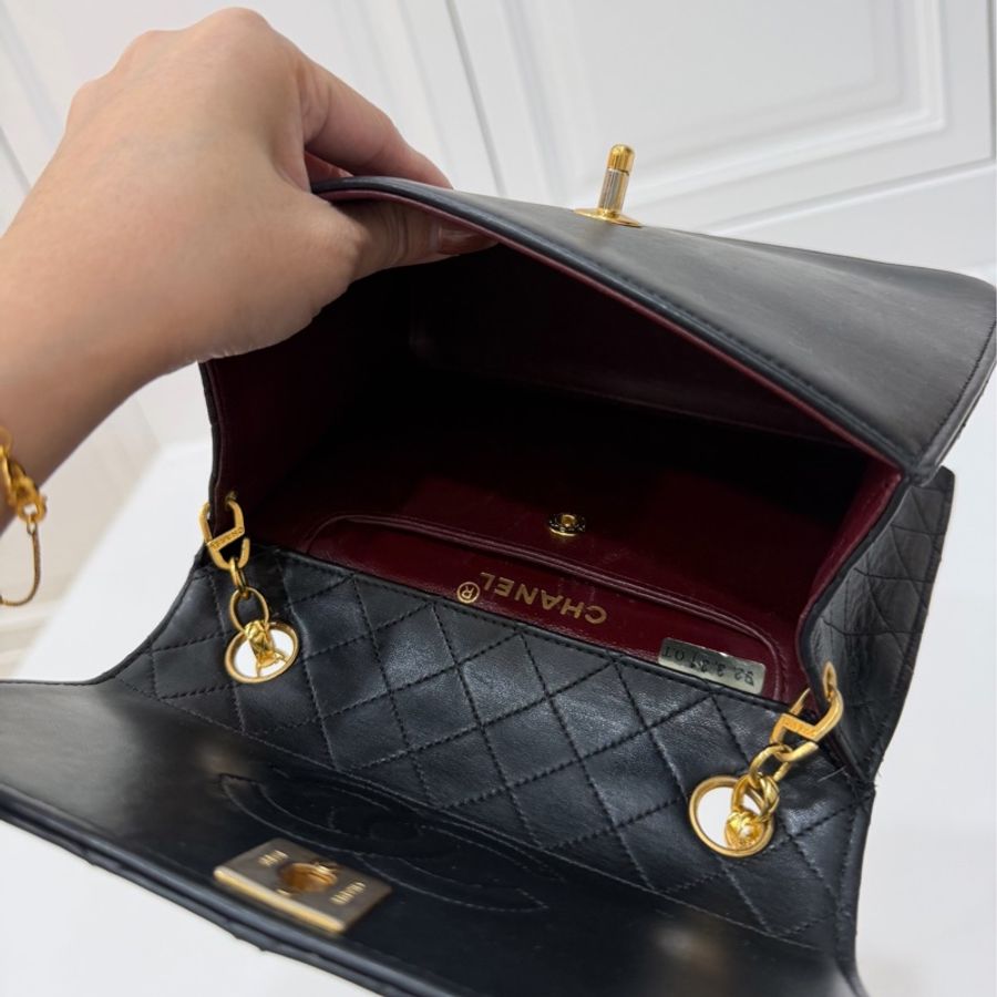 Chanel 香奈兒 Vintage trapezoid 梯型 黑金 雕花鍊 斜背包 肩背包 側背包 鍊條包-30