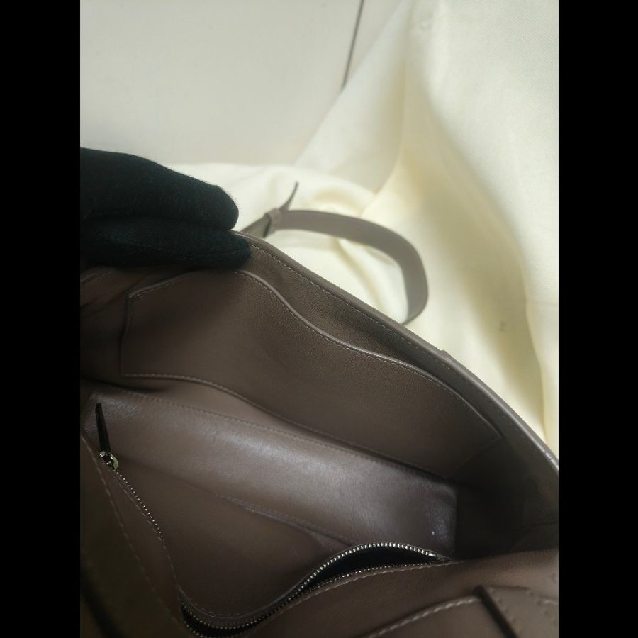 🌺暑期降價🌺快閃甜價只到7/19‼️【8成新】㊣✨BALENCIAGA✨巴黎世家 奶茶色 沙漏包 小牛皮 肩背包 腋下包 斜背包 手拿包/二手包/二手精品/保證正品🌳二手樹屋🌳-43