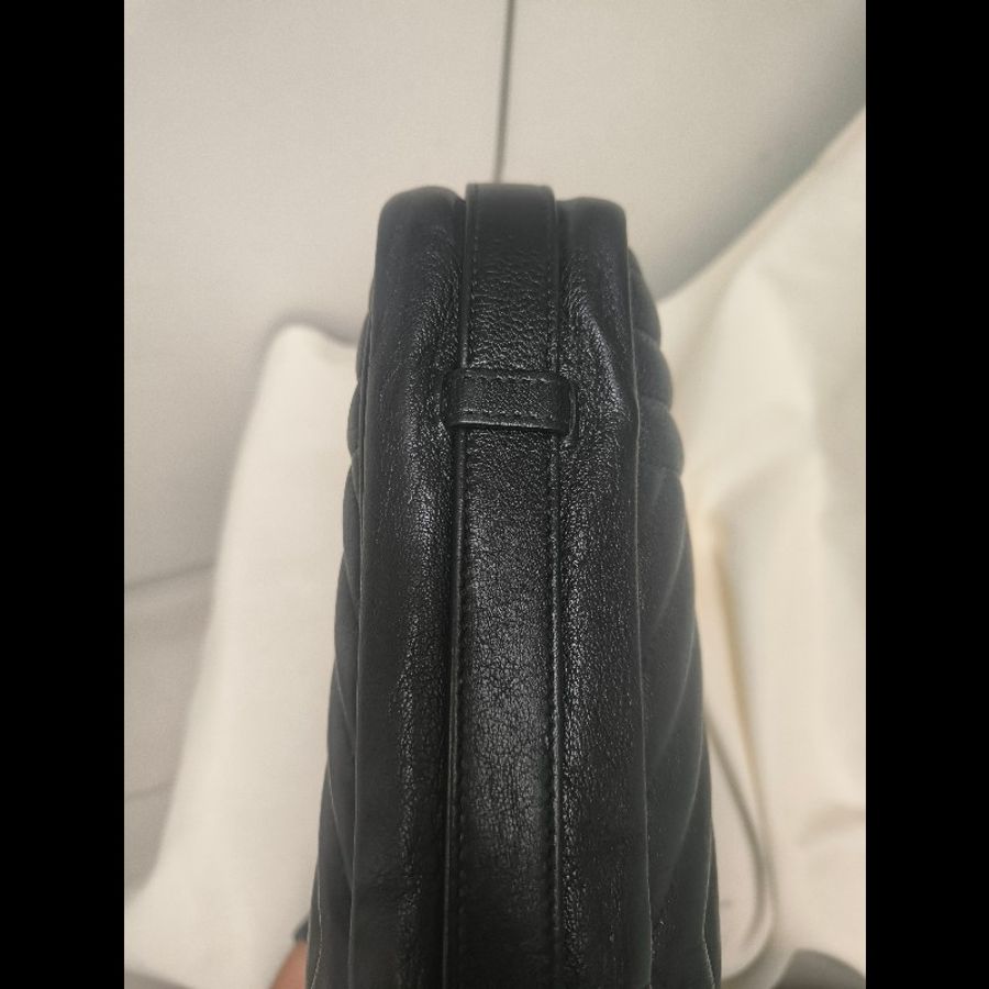 【8成新】㊣✨YSL✨(附防塵袋)SAINT LAURENT 聖羅蘭 黑色 山形紋 烤漆 相機包 文件包 電腦包 通勤包/二手精品/保證正品🌳二手樹屋🌳-15