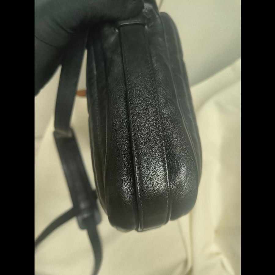 【8成新】㊣✨YSL✨(附防塵袋)SAINT LAURENT 聖羅蘭 黑色 山形紋 烤漆 相機包 文件包 電腦包 通勤包/二手精品/保證正品🌳二手樹屋🌳-20