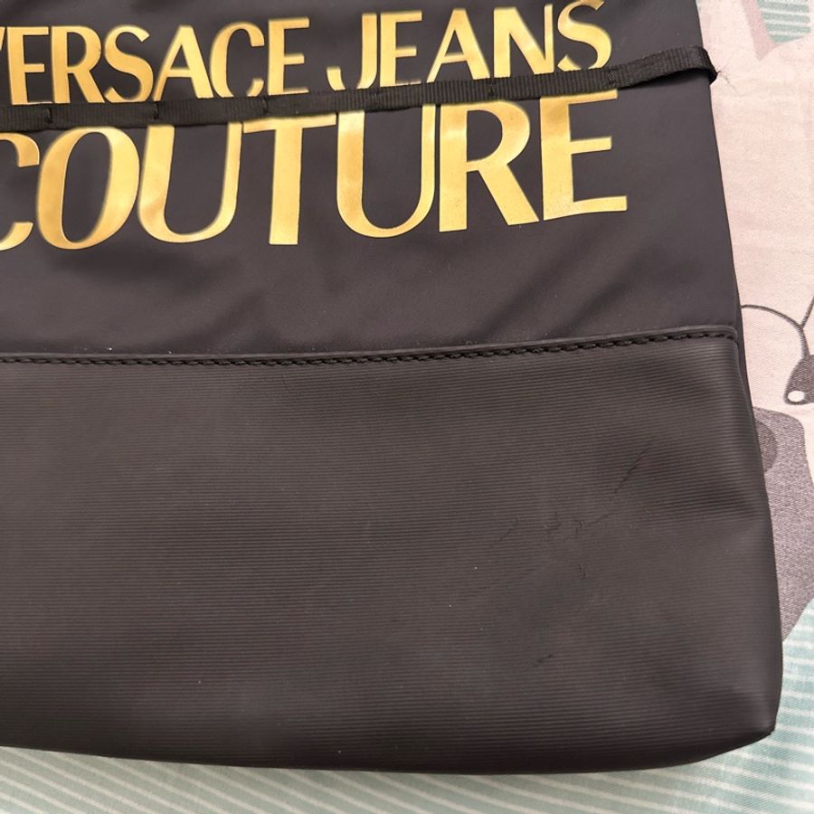 日本購入Versace jeans包-13