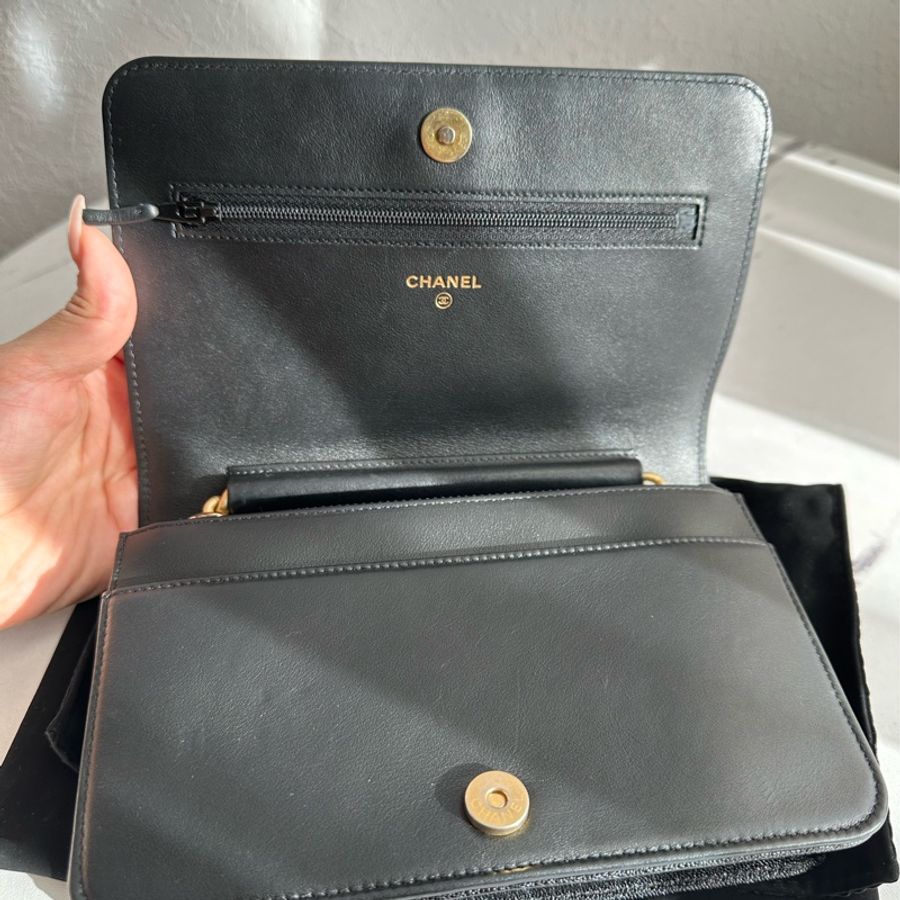 Chanel boy woc 荔枝皮革-15