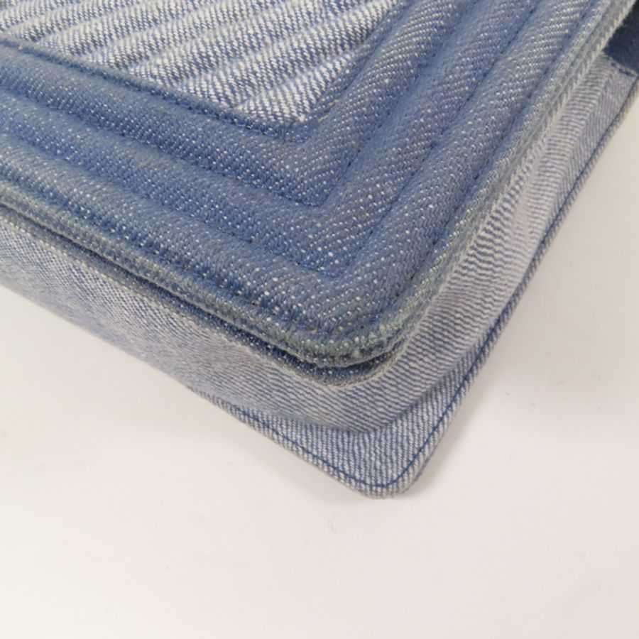 CHANEL Denim Boy 28鏈帶肩背袋-13