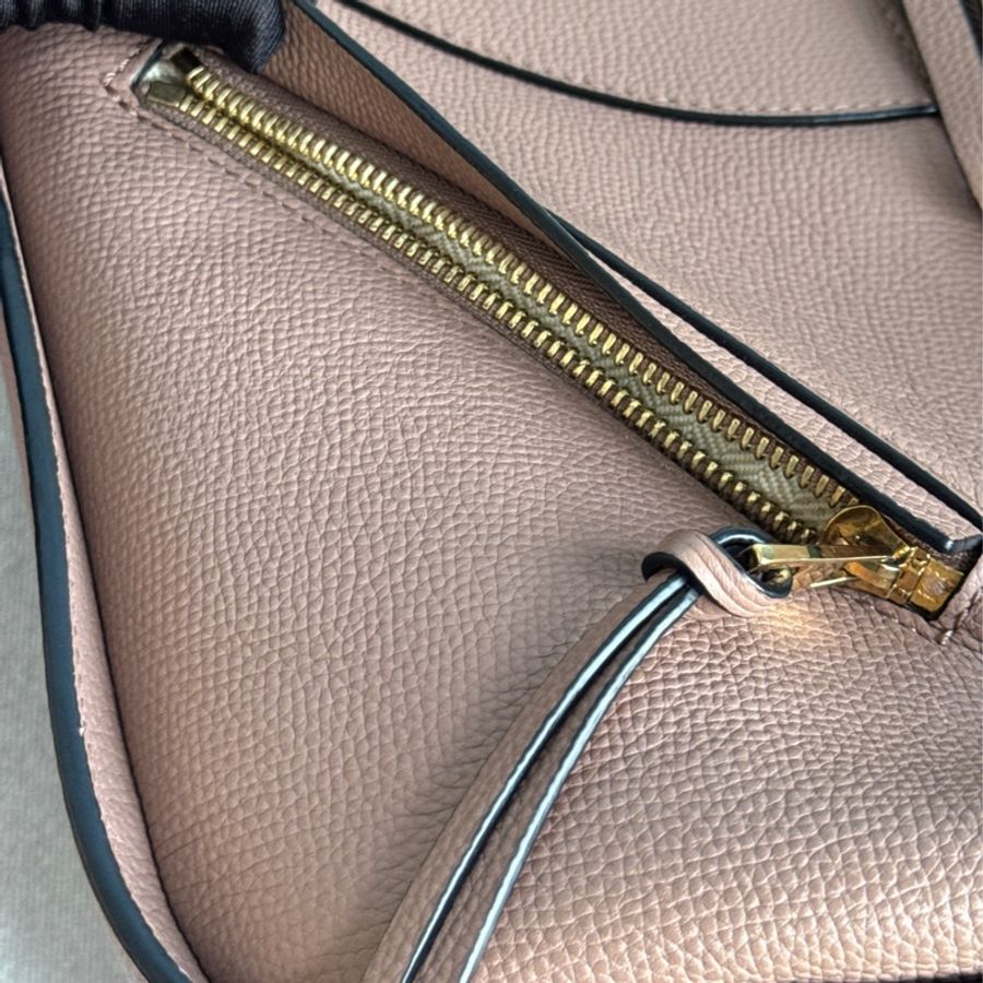 Loewe Hammock Small 吊床包-18
