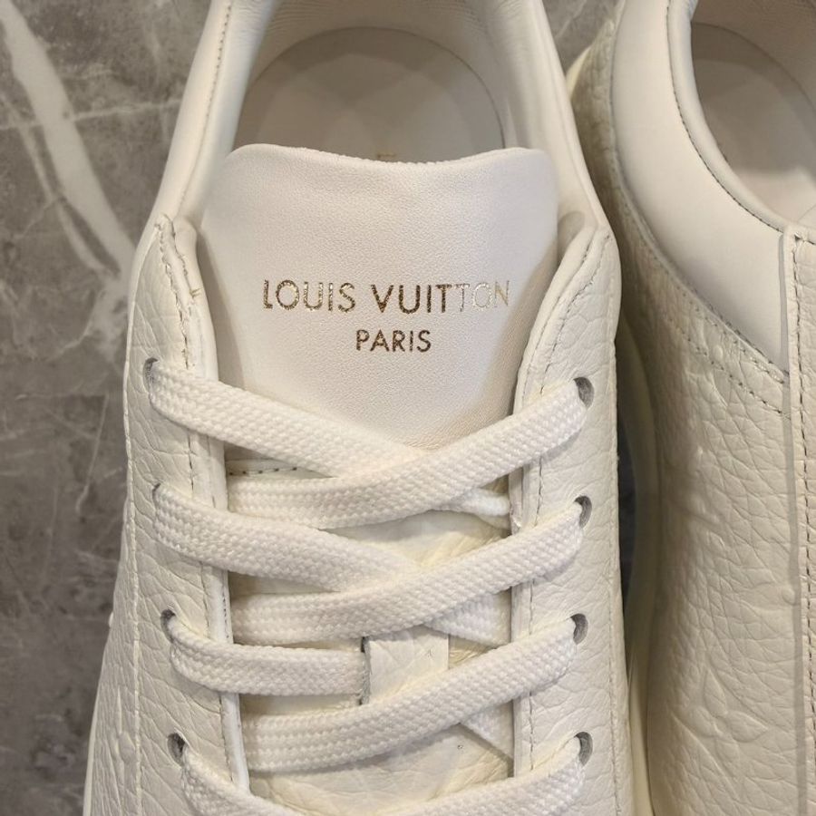 Louis Vuitton – Luxembourg Trainer 全白壓紋小白鞋 全新 全配(僅試穿) 男鞋-2