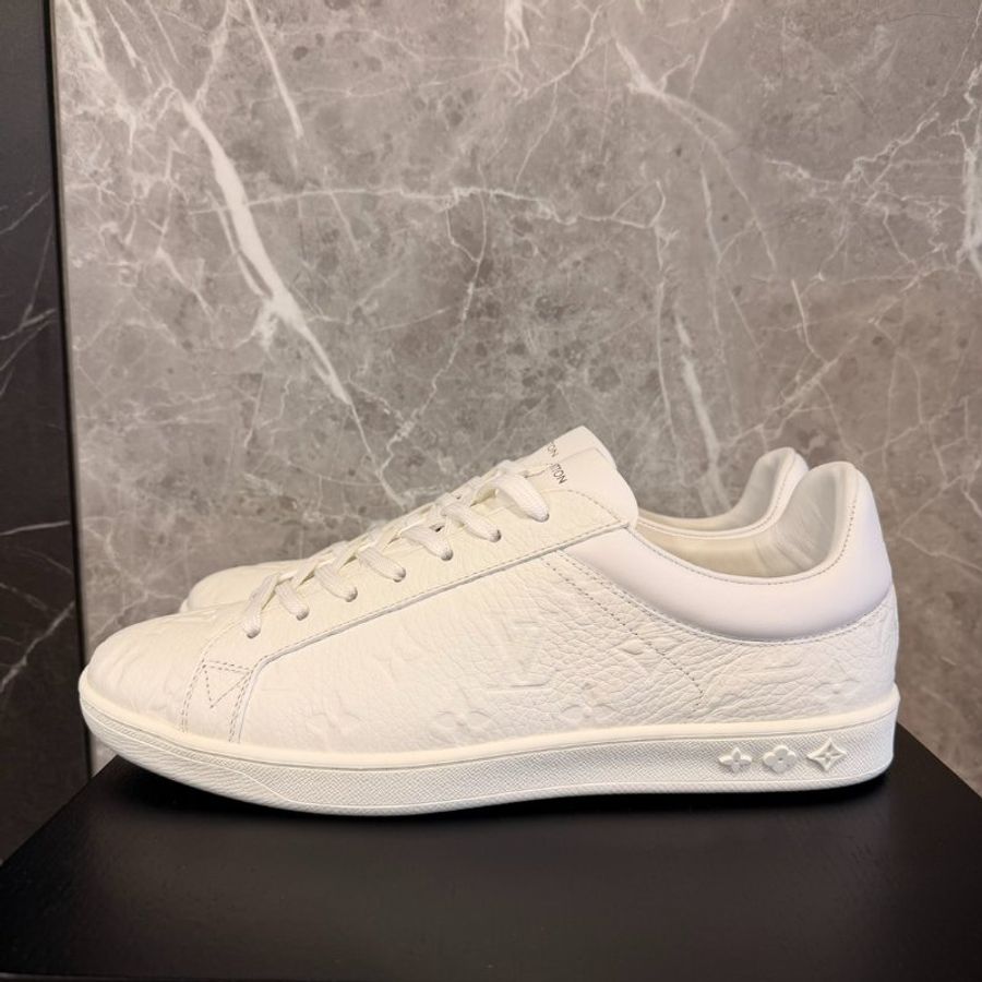 Louis Vuitton – Luxembourg Trainer 全白壓紋小白鞋 全新 全配(僅試穿) 男鞋-10