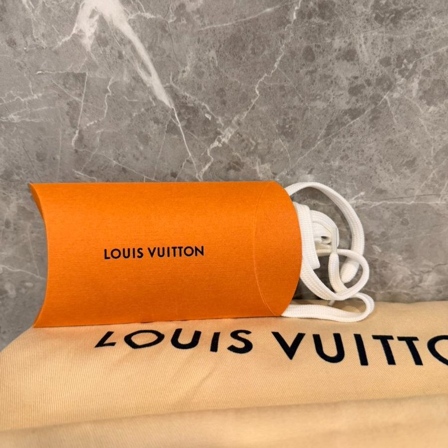 Louis Vuitton – Luxembourg Trainer 全白壓紋小白鞋 全新 全配(僅試穿) 男鞋-21