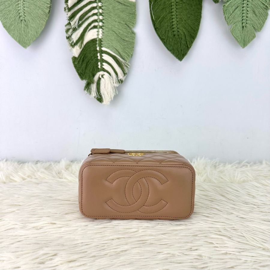 CHANEL 22k 奶茶色羊皮金柱長盒子 晶片款 全套有單-5