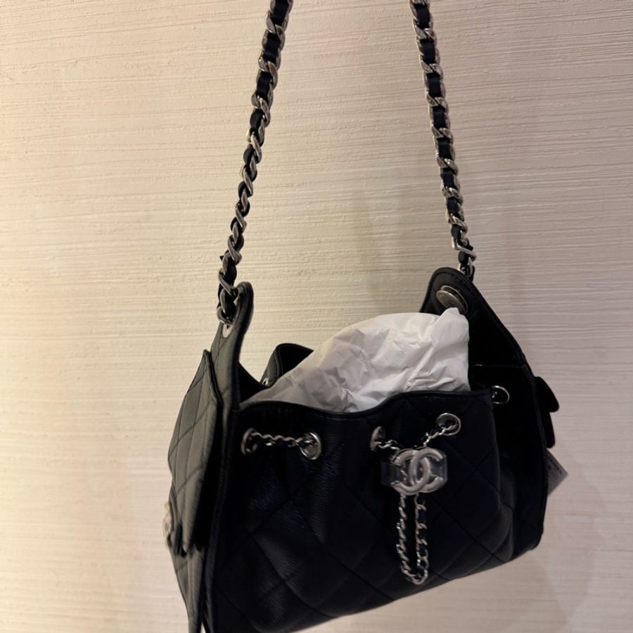 Chanel香奈兒26C春夏限定珠光深藍銀扣迷你mini25bag-1