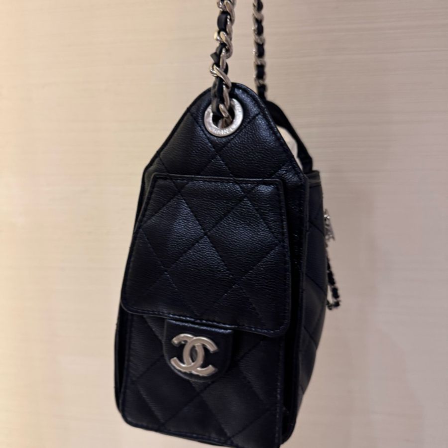 Chanel香奈兒26C春夏限定珠光深藍銀扣迷你mini25bag-2