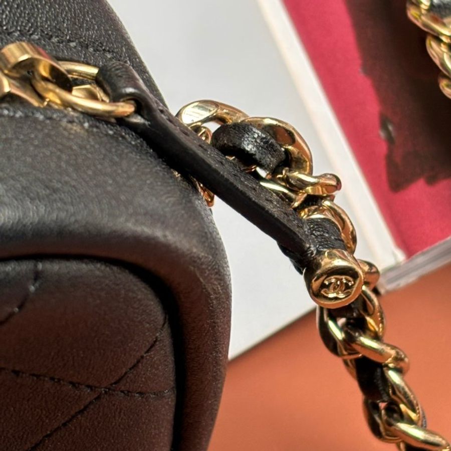 ::CHANEL:: AS0140 黑色旋轉雙C LOGO 相機包 斜背包-14