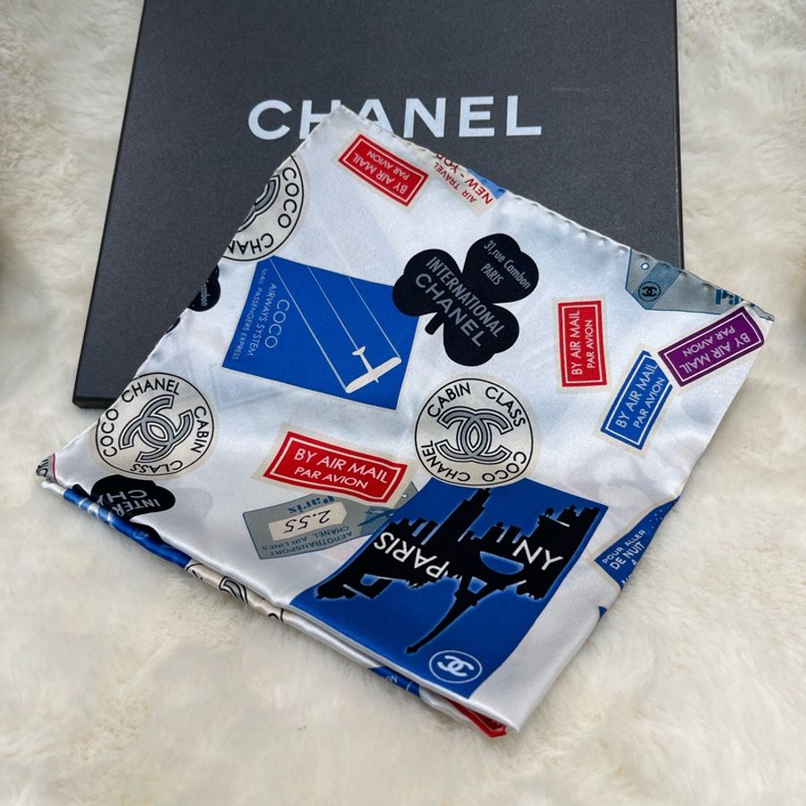 Chanel 香奈兒 徽章系列 全絲絲巾 紅色白色藍色I812-0
