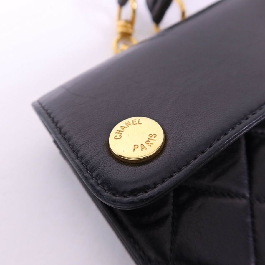 CHANEL 羊皮皮革Waist Bag金扣腰包-10