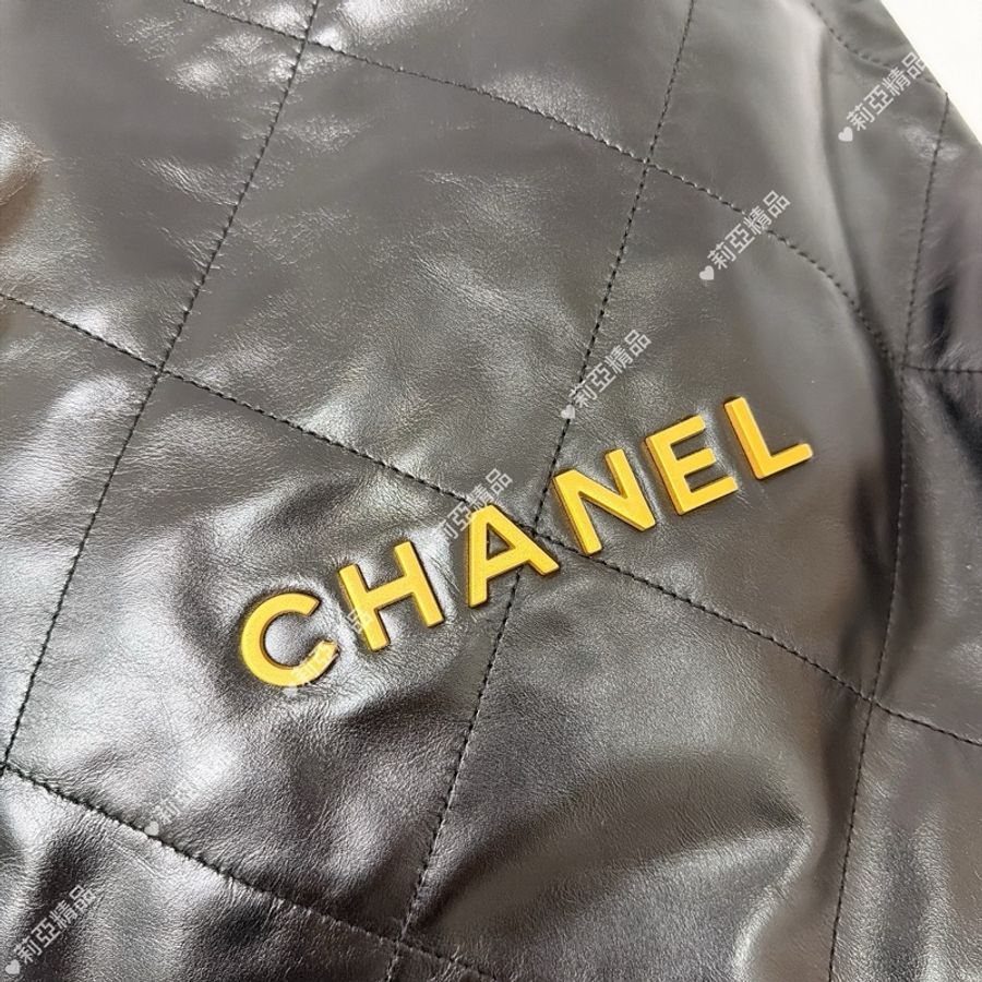 莉亞精品♡ Chanel 22bag 黑金雙肩包 二手美包-4