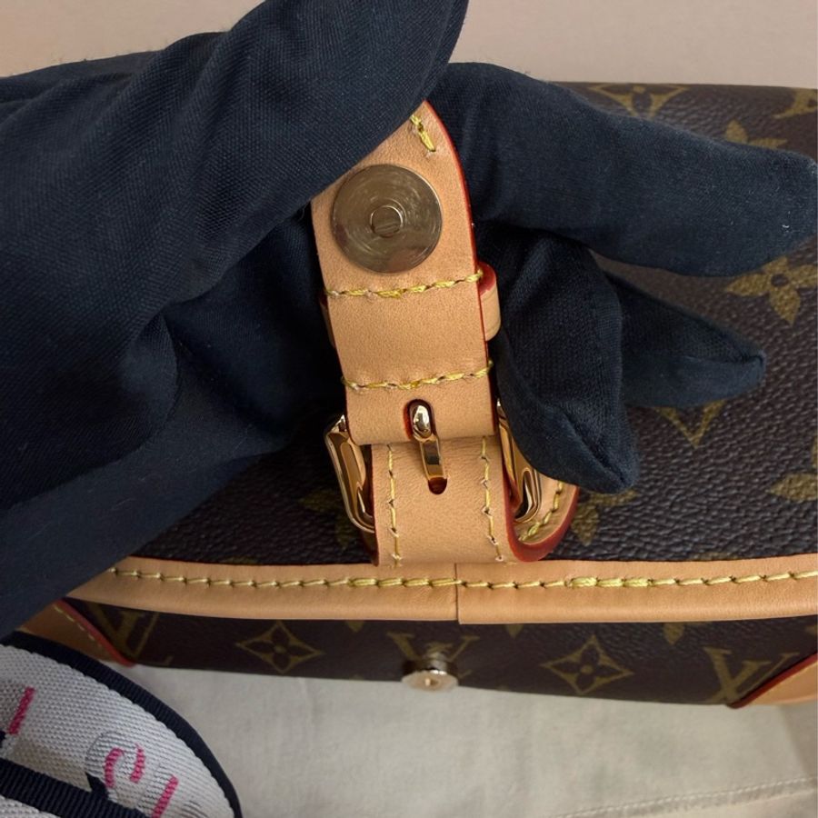全新Louis Vuitton老花Diane法棍手提側背斜背包M45985-6