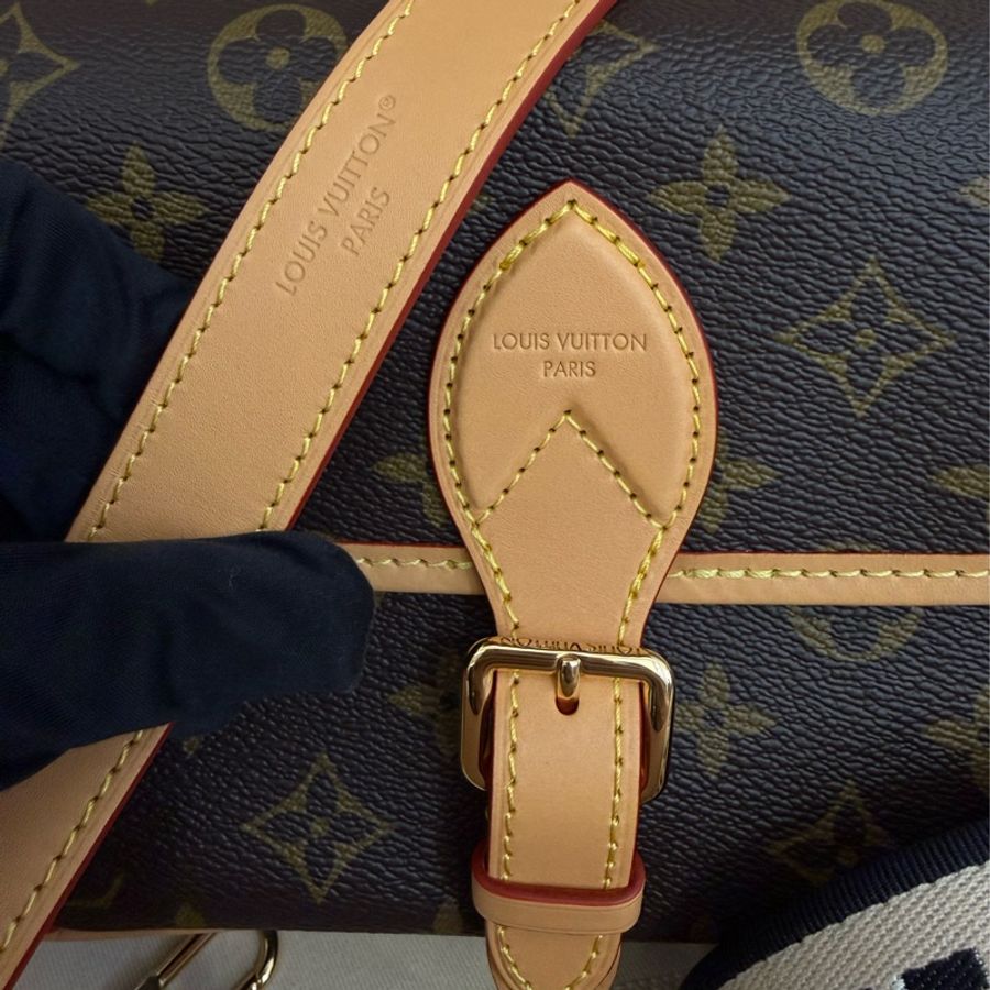 全新Louis Vuitton老花Diane法棍手提側背斜背包M45985-10