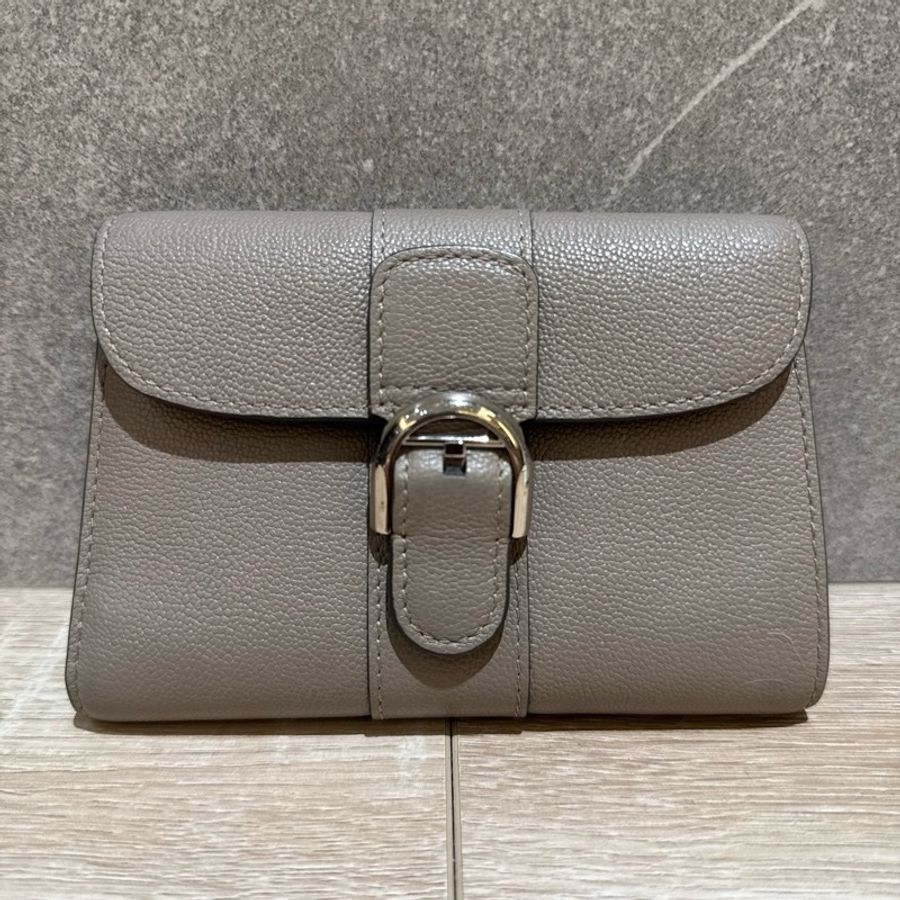 Delvaux-6