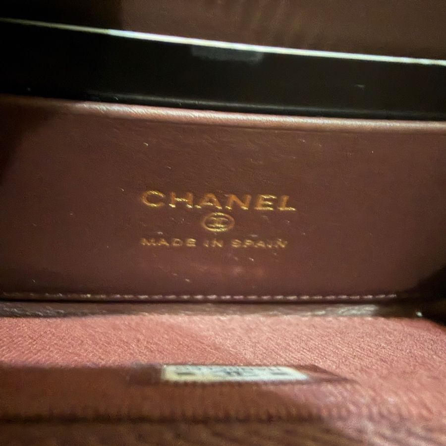 914intheair精品代購『全新全配』Chanel 香奈兒 新款大ㄇ零錢包 黑金牛 短夾-24