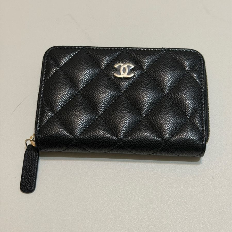 914intheair精品代購『全新全配』Chanel 香奈兒 新款大ㄇ零錢包 黑金牛 短夾-40