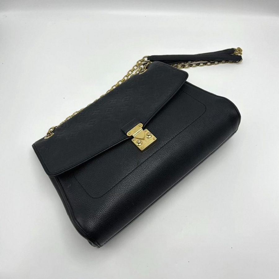LV 黑金全皮壓紋肩背鏈條包31.5*22*10 98新配件塵袋-1