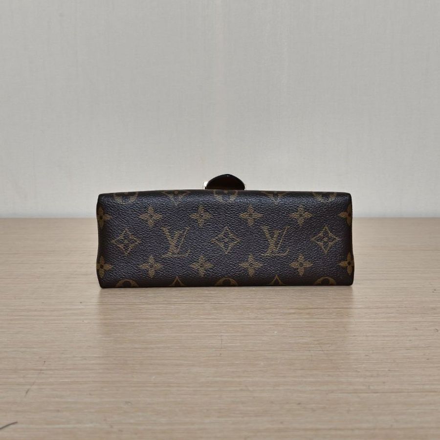 LOUIS VUITTON LockyBB鎖頭包焦糖色PVC金扣晶片老花肩背包-4
