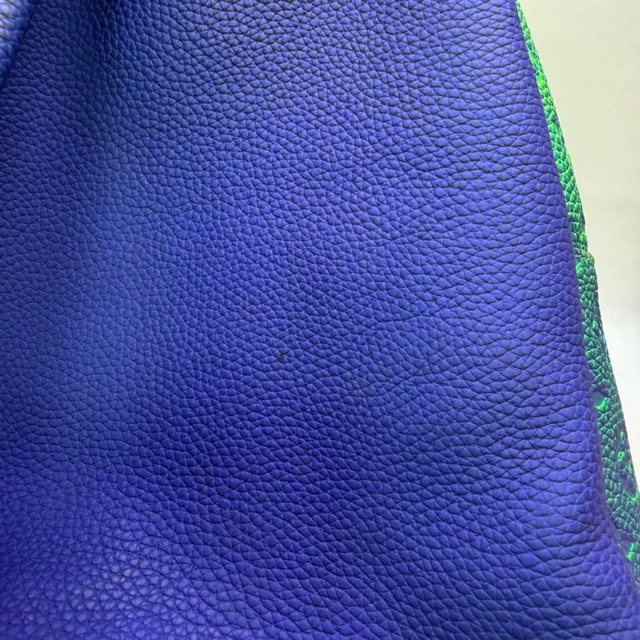 LV x Virgil Abloh漸層幻彩雙肩後背包-7
