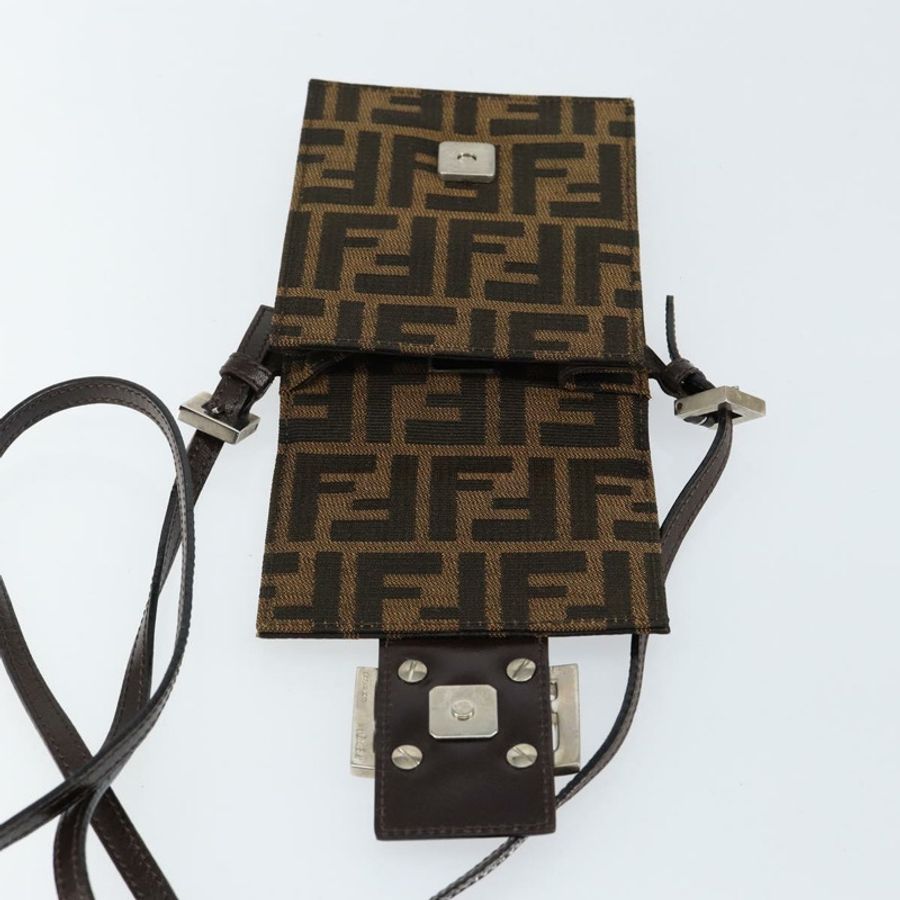【日本直送】FENDI Zucca帆布Mamma Baguette單肩包 黑色 棕色 銀色 正品 148188-9