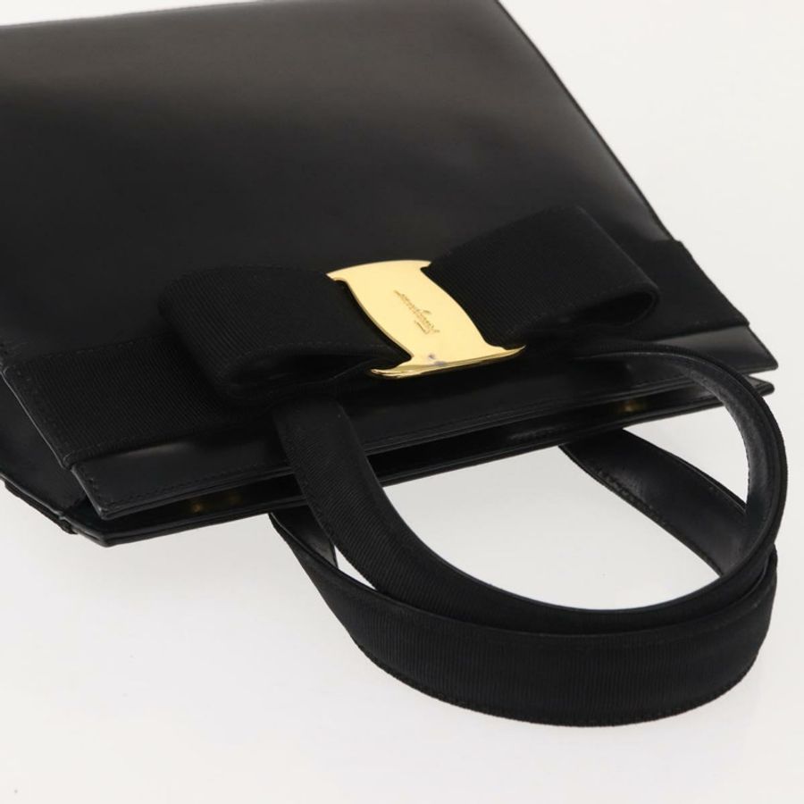 【日本直送】Salvatore Ferragamo Vala 手提包 皮革 黑色 金色 正品 148890-5