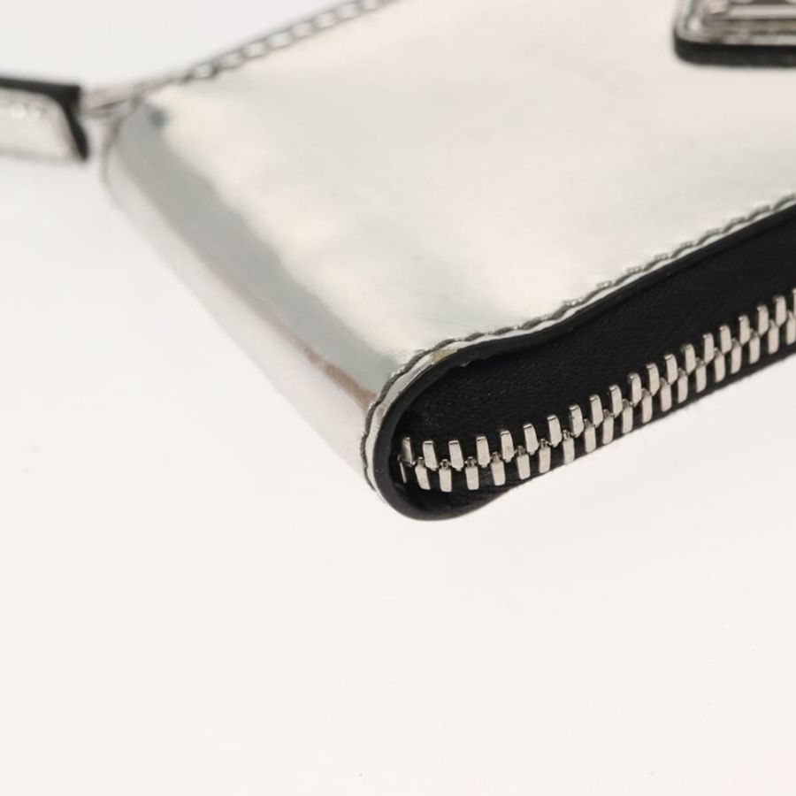 【日本直送】PRADA 漆皮銀色手拿包 Auth 150318-14
