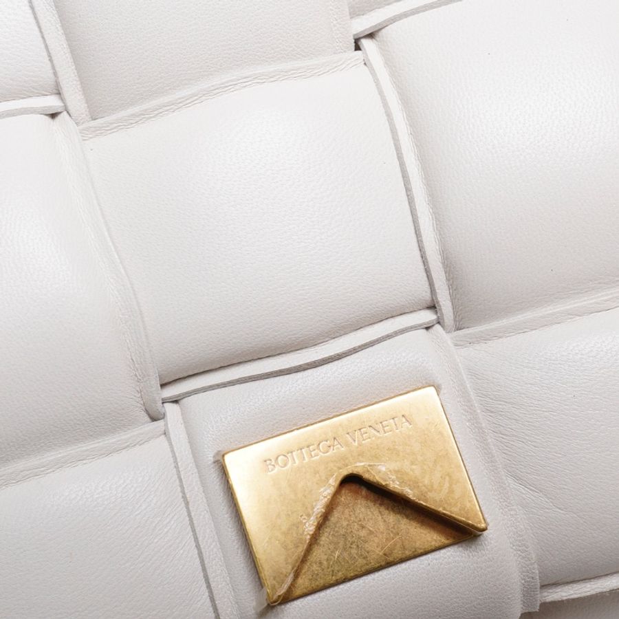 BOTTEGA VENETA 大金屬鍊條 Chain Cassette斜揹包-5