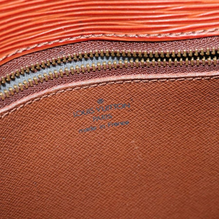 【日本直送】路易威登 Epi Saint Cloud GM 肩背包 棕色 M52193 LV Auth BA7424-18
