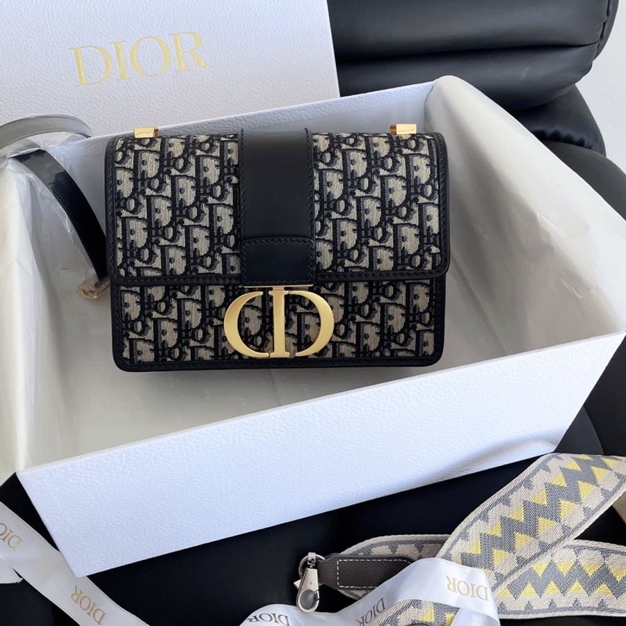 【近新閒置品】Dior迪奧蒙田30老花金小號手拿包斜背包-0